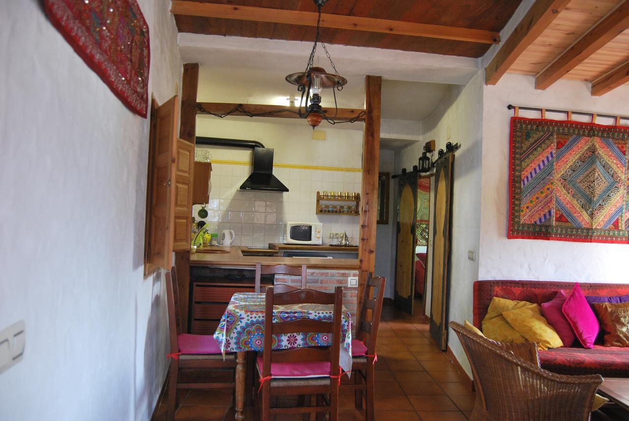 בית הארחה סהרה דה לה סיירה 	Casas Azahar-Alucema מראה חיצוני תמונה